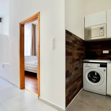 Premium By Hi5 - 3 Bedroom * Budapesta