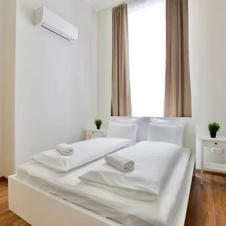 Premium By Hi5 - 3 Bedroom Apartment *